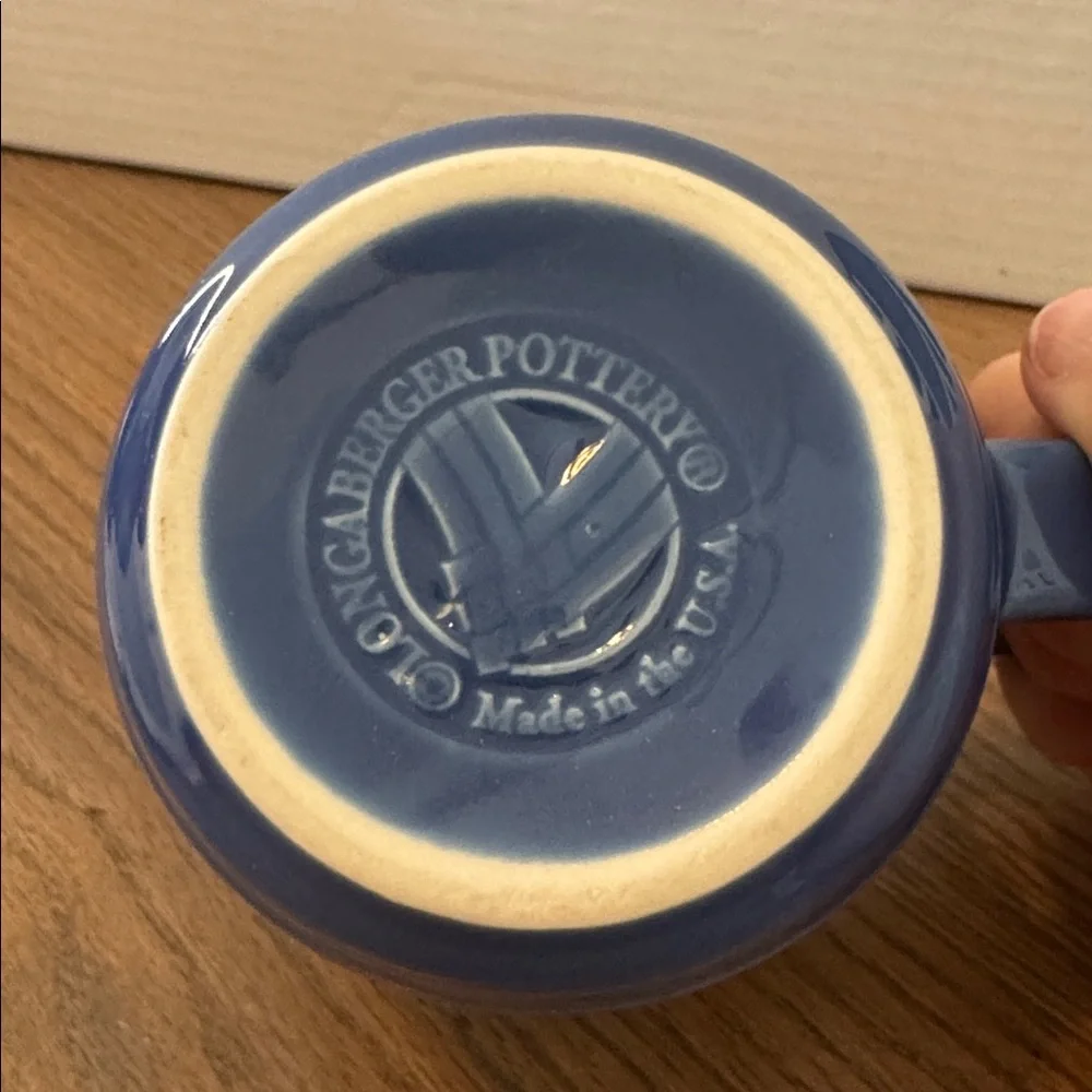 Longaberger mug in cornflour blue - Picture 2 of 3